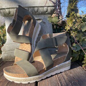 Adrienne Vittadini Wedge Sandals- Olive